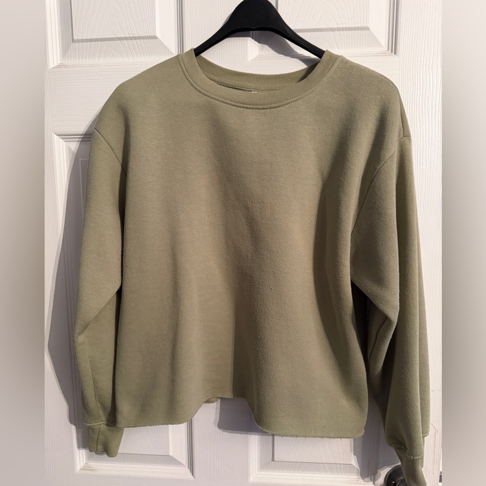 Casual Olive Green Crewneck Sweatshirt - Women